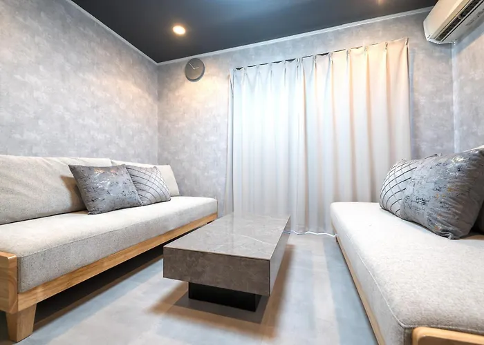 Modern, Cozy And Relaxing 3-Story House For Rent!