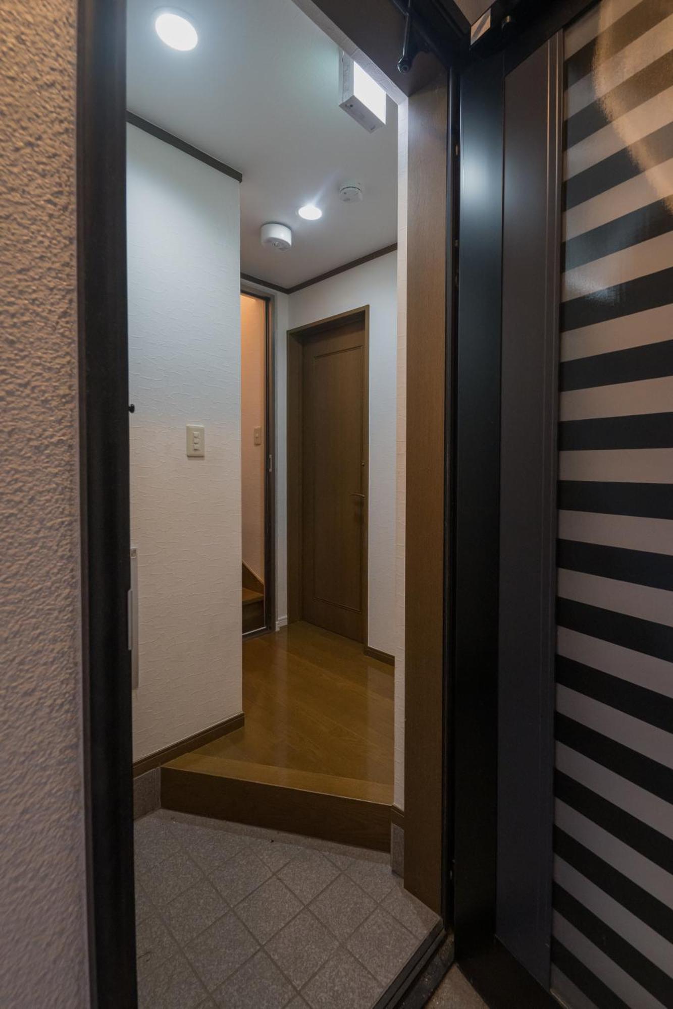 Modern, Cozy And Relaxing 3-story House For Rent! * Tokyo